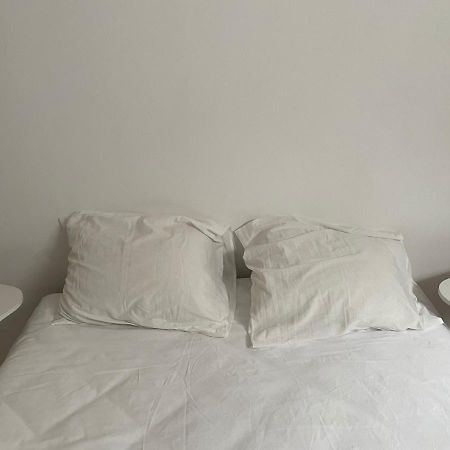 Le Wolf - 1 Chambre Dans Un T3 - 5Mn Tram Du Centre Ville - 15Mn Tram Gare Tgv Mulhouse - Wifi - Parking Экстерьер фото