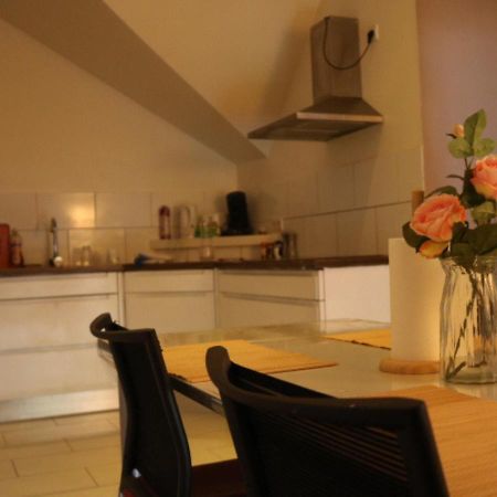 Le Wolf - 1 Chambre Dans Un T3 - 5Mn Tram Du Centre Ville - 15Mn Tram Gare Tgv Mulhouse - Wifi - Parking Экстерьер фото